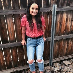 Meet your Posher, Lacee